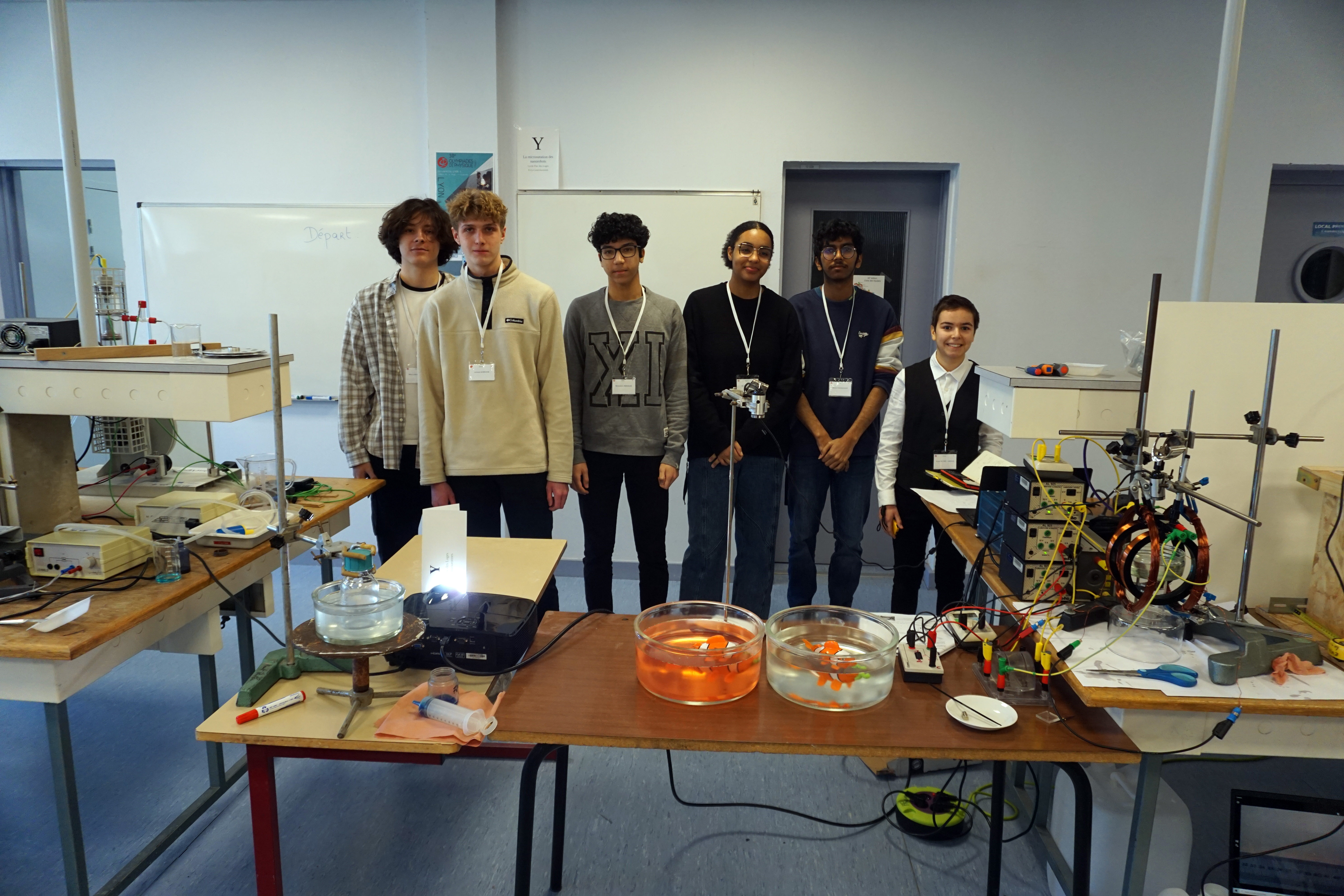 30-CN-eq-Y-La-micronatation-des-nanorobots.63e0126775643.jpg