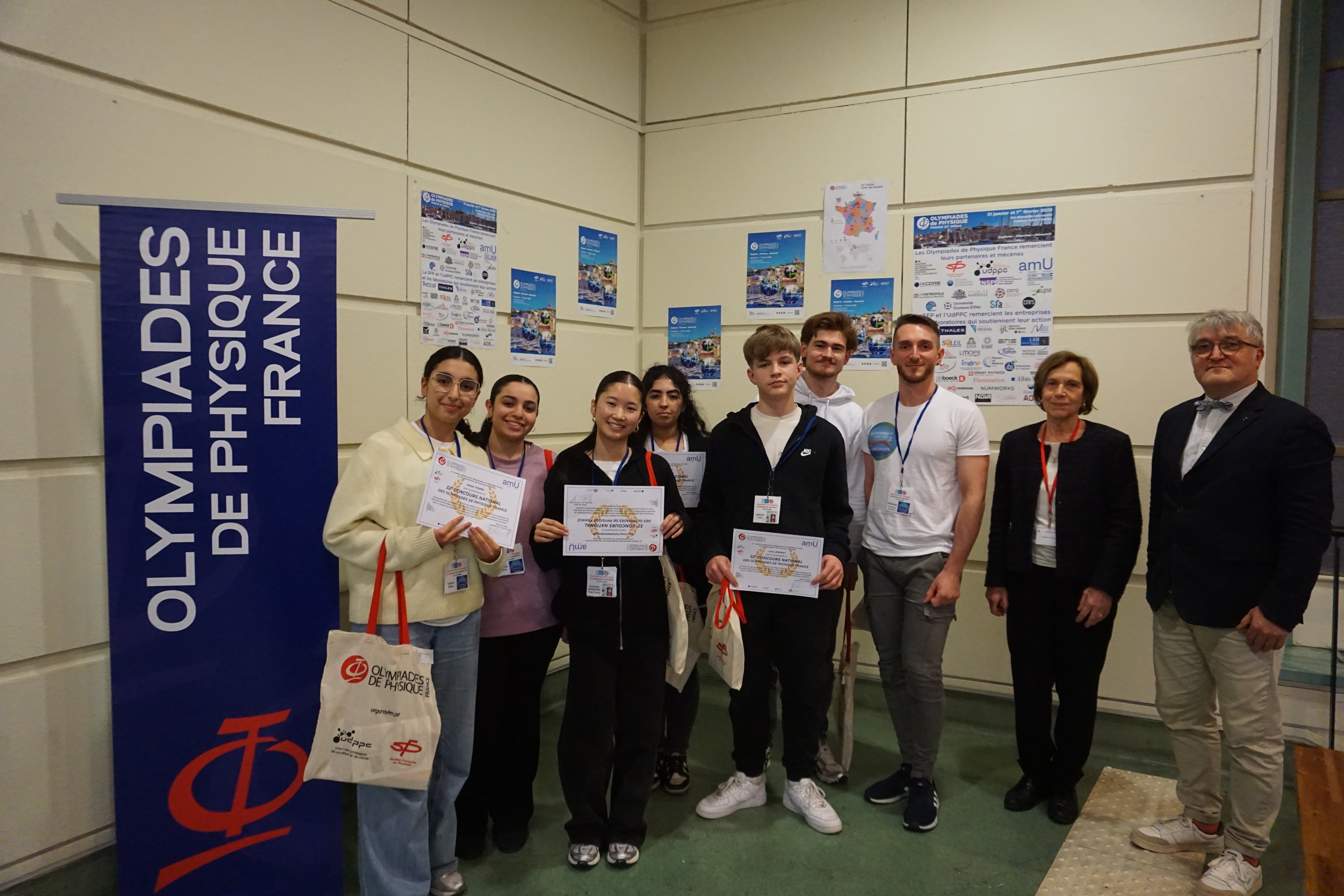 32-CN-eq-104-Remise-des-prix.67a33082ac2d3.jpg
